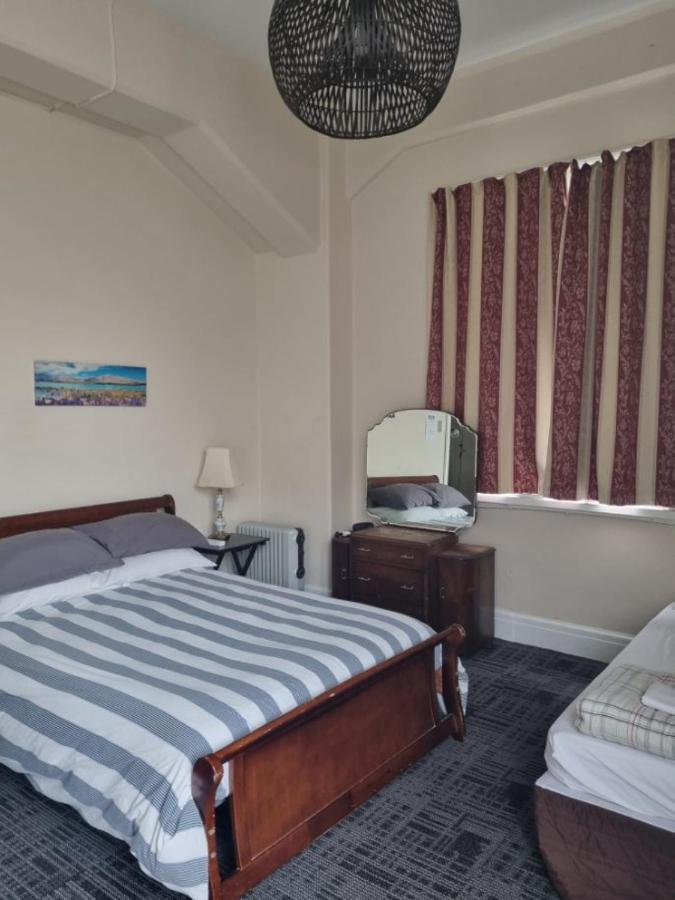 Crashpalace Backpackers Нейпир Экстерьер фото